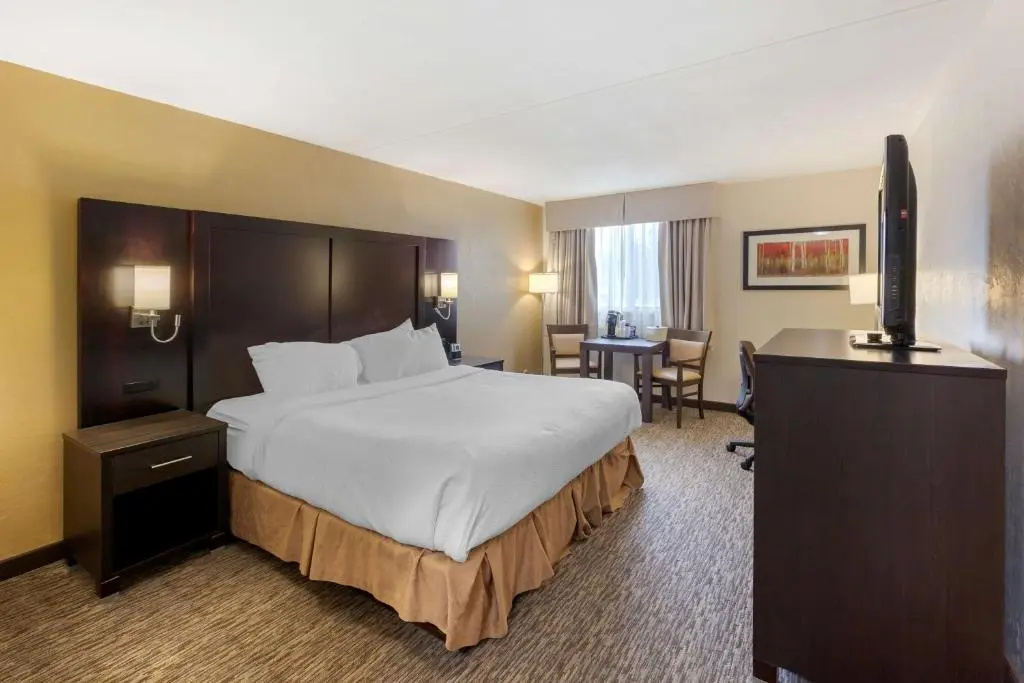 Best Western Plus Mariposa Inn & Conference Centre - Chambres