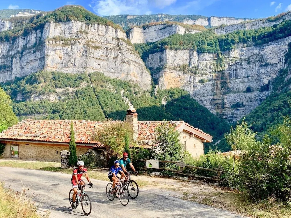2 Bedrooms Family Cottage with mountain view