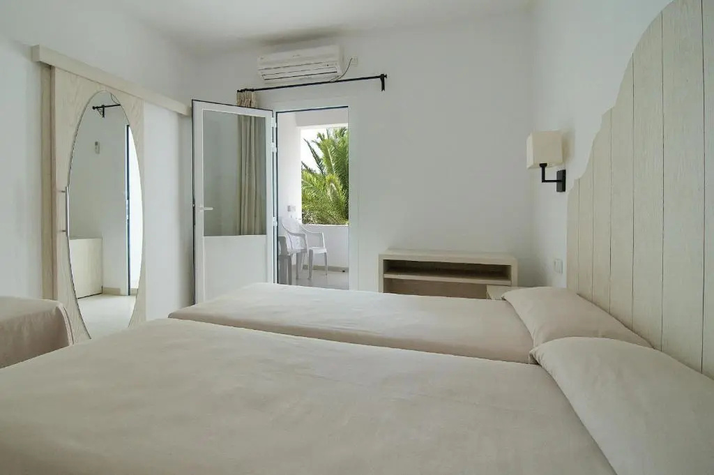 Standard Double room (twin beds)