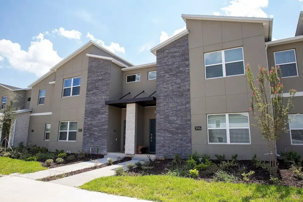 396 - 4bd/3ba Luxurious Homechampions Gate Resort