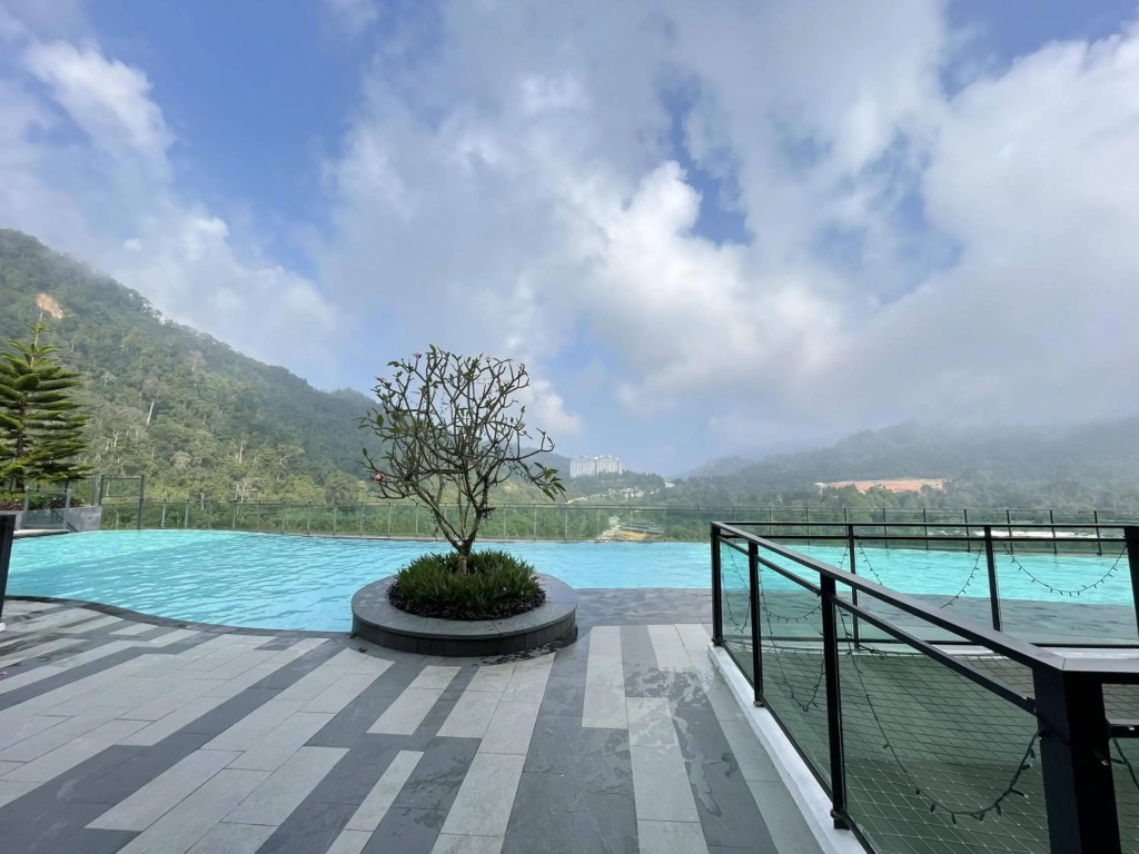 Charming & Cozy Premier Suites @ Vista Residence