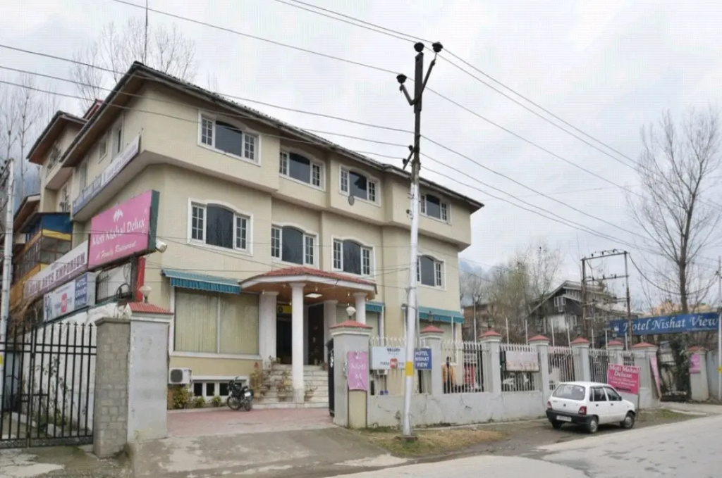 OYO 4642 Hotel Nishat View