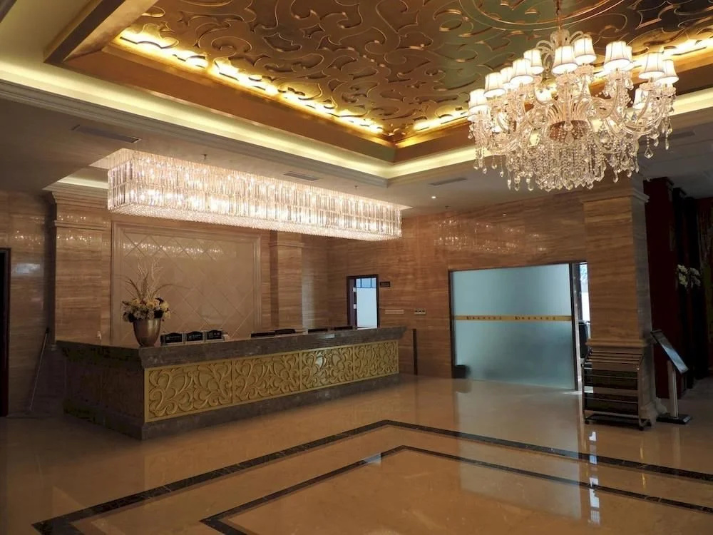 Lobby & Reception