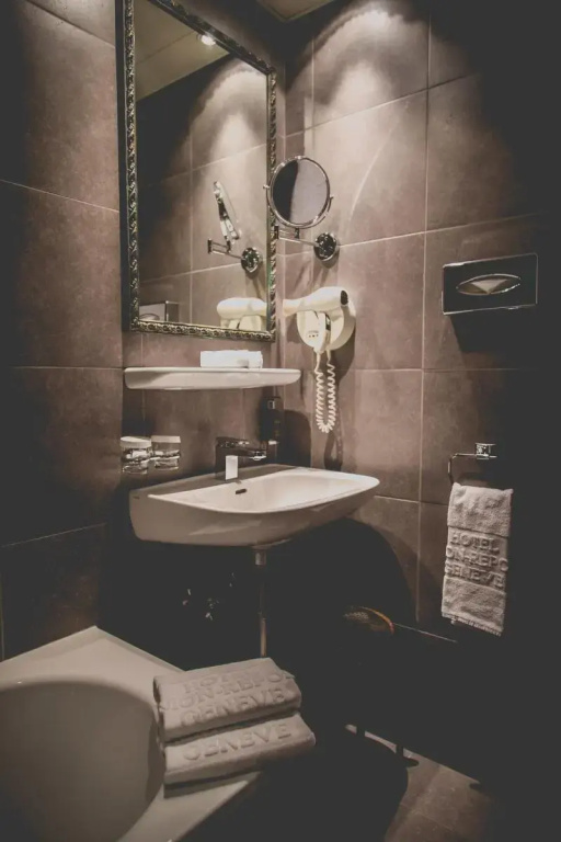 Comfort Double room (full double bed)