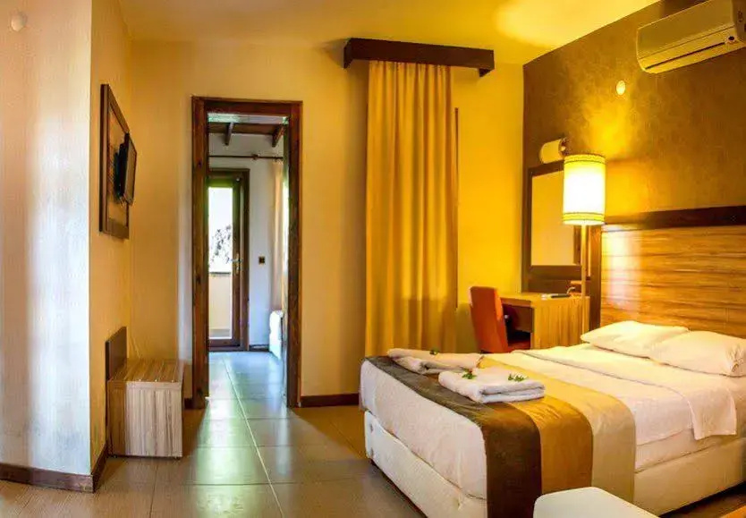 Ayvalik Beach Hotel - фото 4