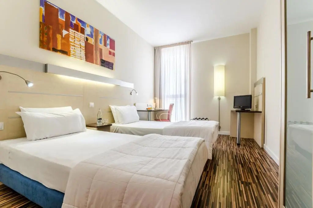 Hotel YIT Ciudad de Zaragoza​​​​​​​ - Chambres