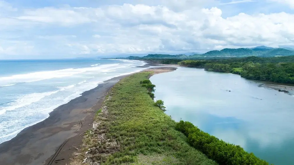 Cirenas Lodge and Regeneration Hub - фото 12