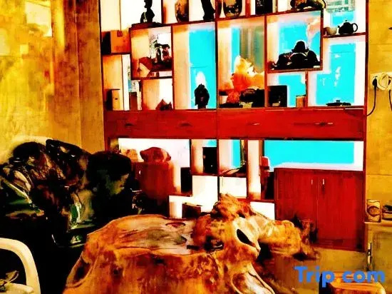 Daoxian Oriental Golden Dragon Hotel