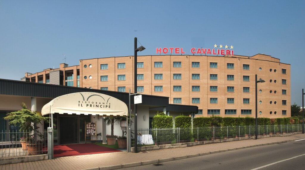 Hotel Cavalieri image