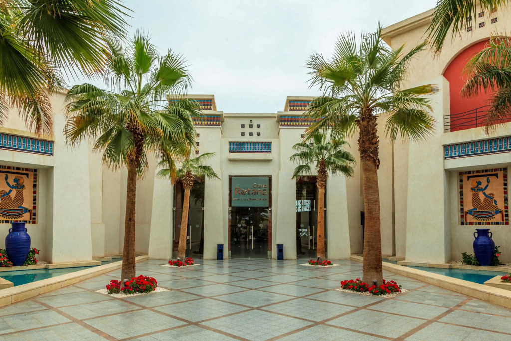 Grand Rotana Hotel Resort and Spa — фото