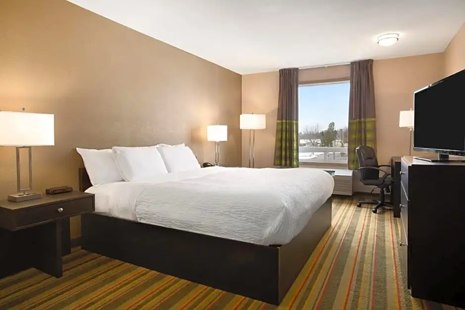 Uno Thames Hotel -Reopened Brand New Again -FREE PARKING - Chambres