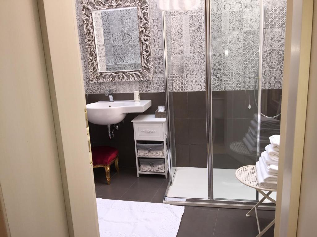 Двухместный номер Standard с балконом двуспальная кровать в 40.17 San Marco