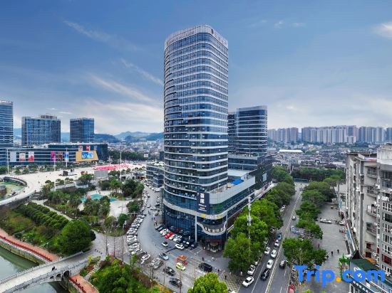 Rongyu International Hotel (Jishhou Municipal Government Ganzhou Ancient City Branch)