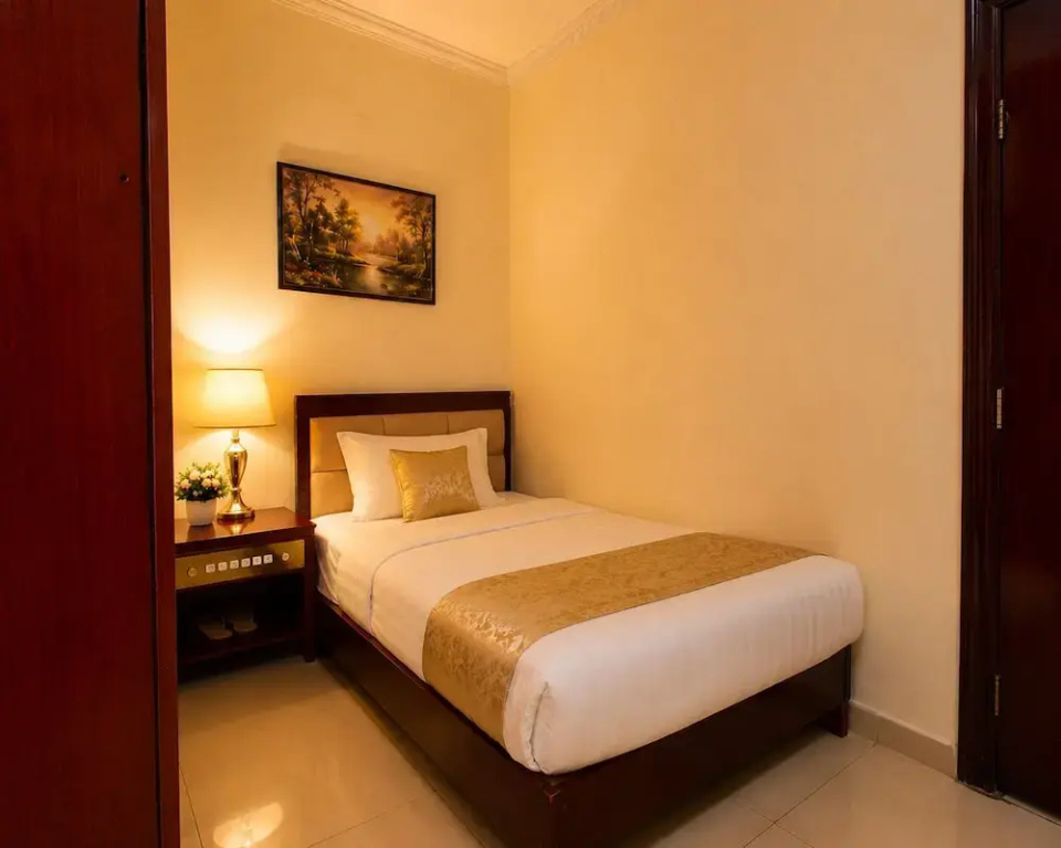 Comfort room