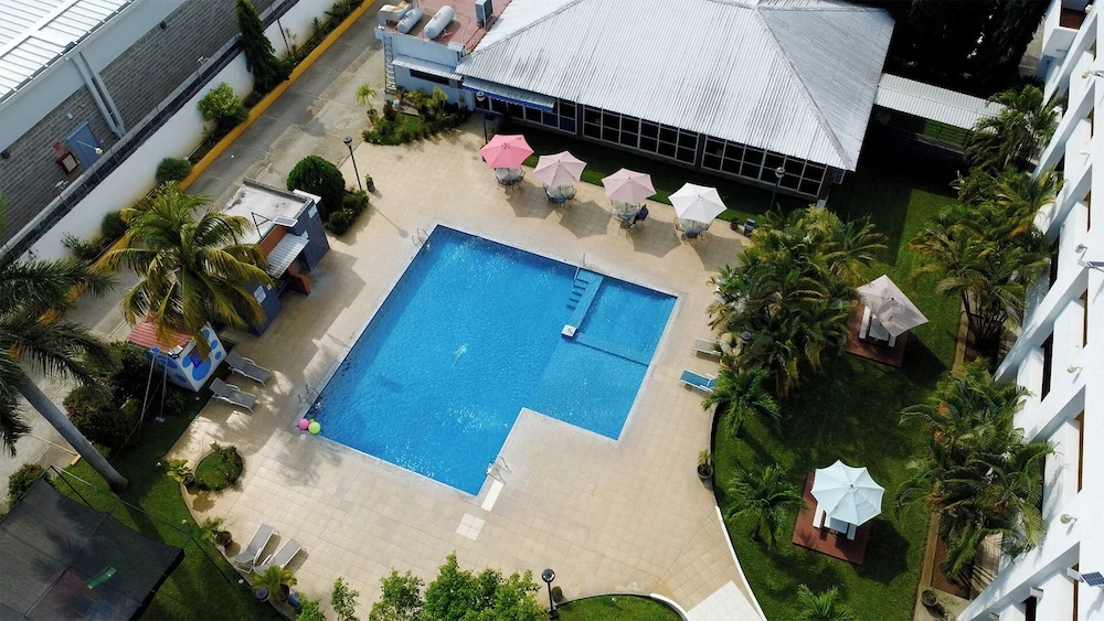 Hotel Plaza Mazari