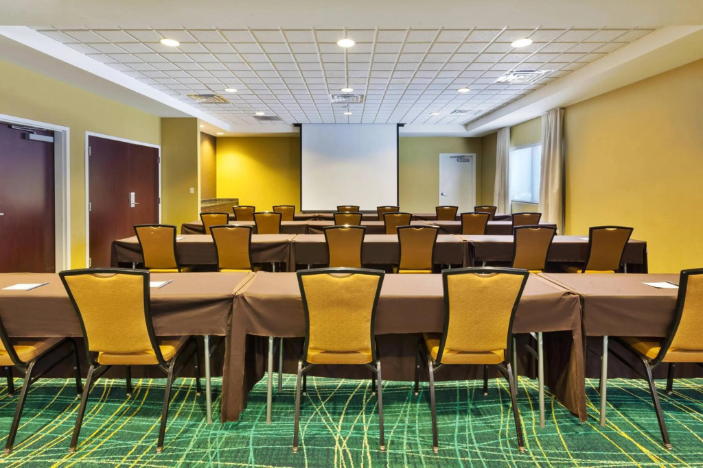 SpringHill Suites Grand Rapids Airport Southeast - фото 35