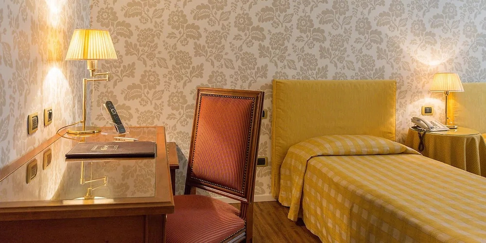 Comfort Double room (full double bed)