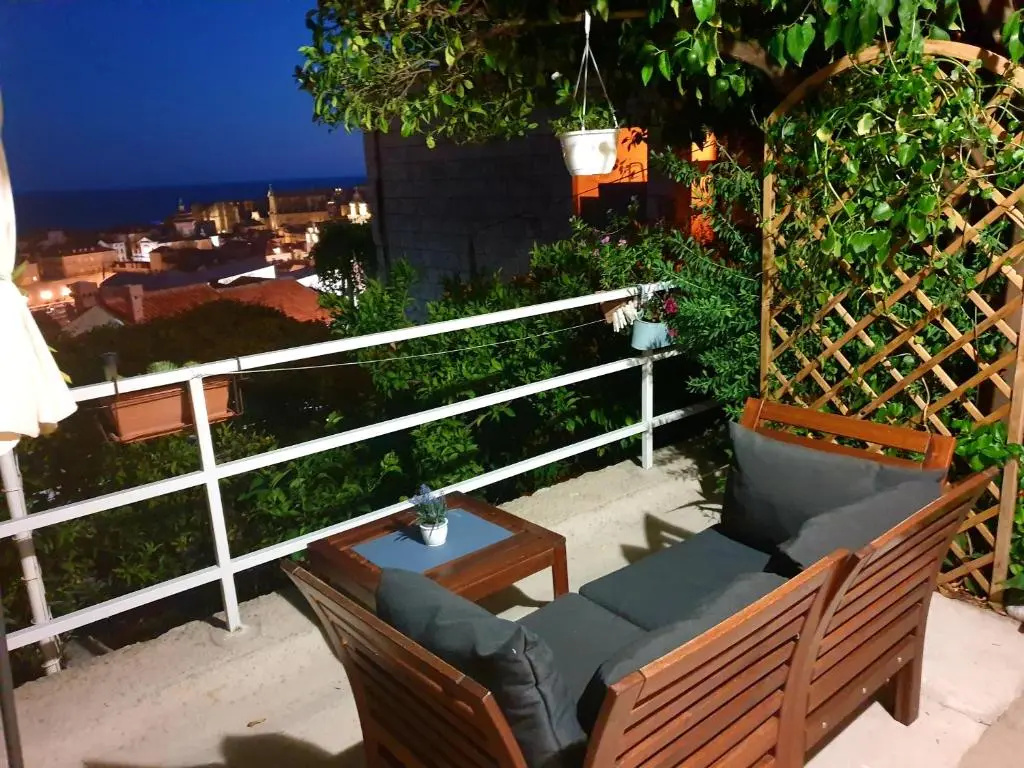 Standard Double room with balcony and with sea view (full double bed)
