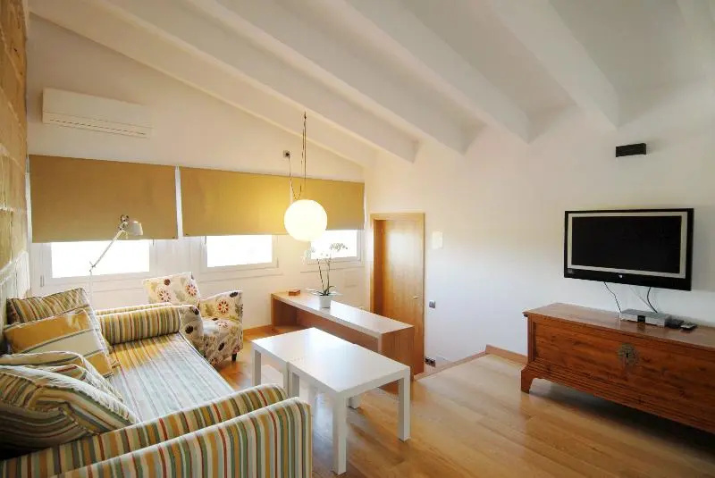 Binissaida Boutique Hotel - Chambres