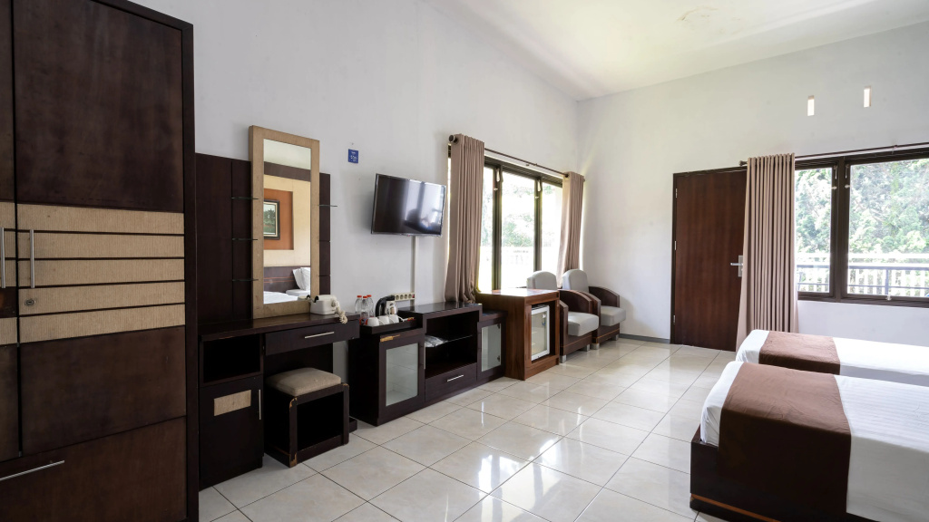 Superior room