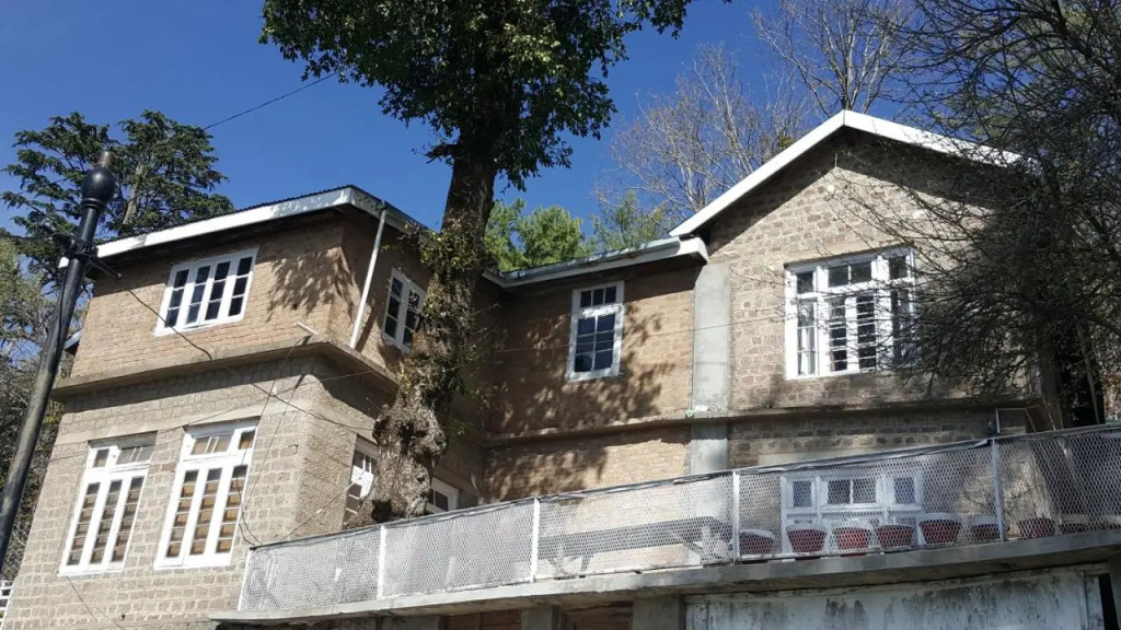 Pine Top Hotel Murree