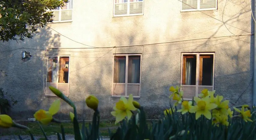 Guesthouse Lira