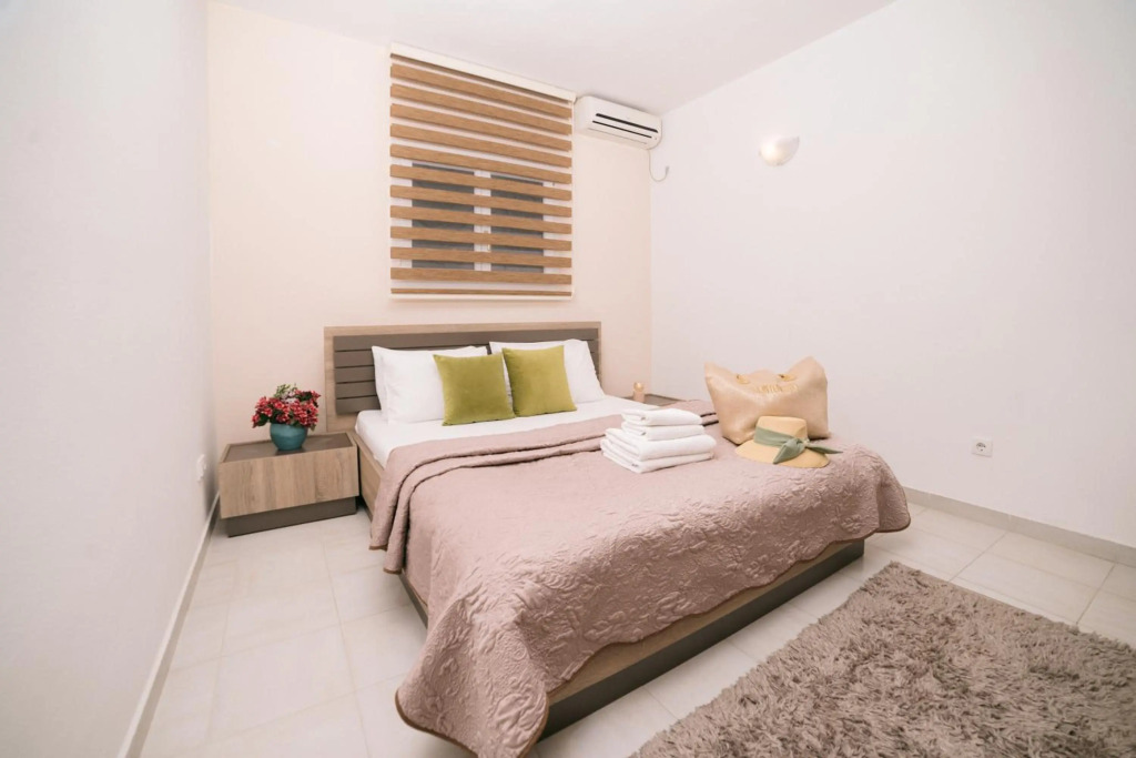 Apartments Lungo Mare