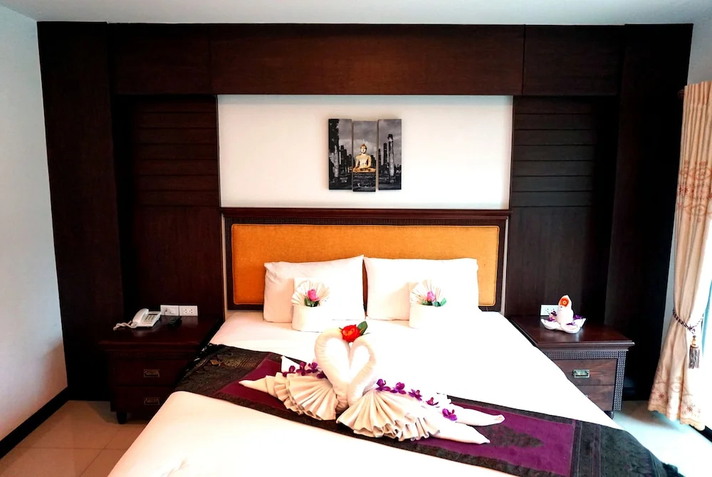Standard Double room with balcony (full double bed)