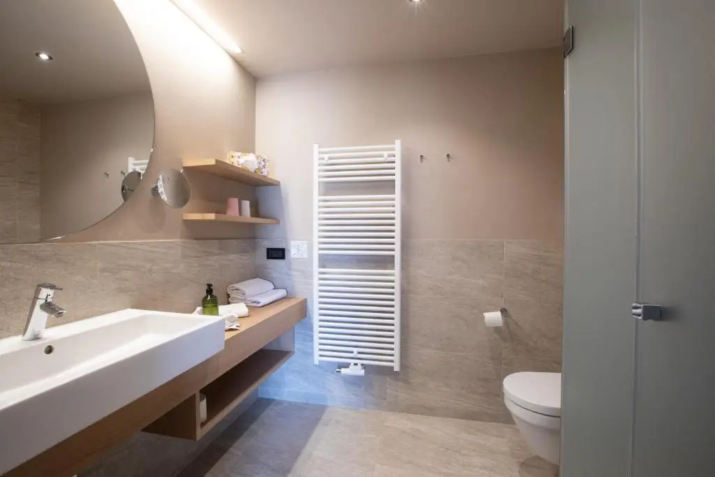 Standard Double room with mountain view (full double bed)