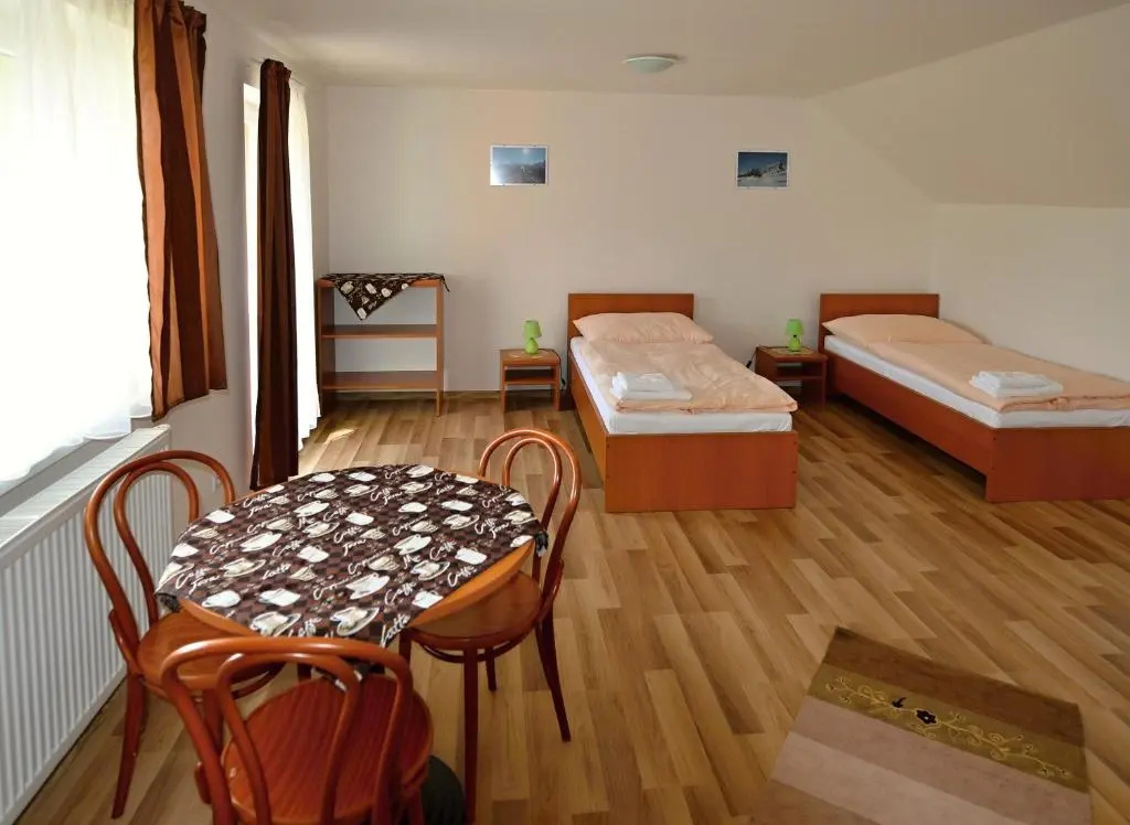 Standard Triple room with balcony