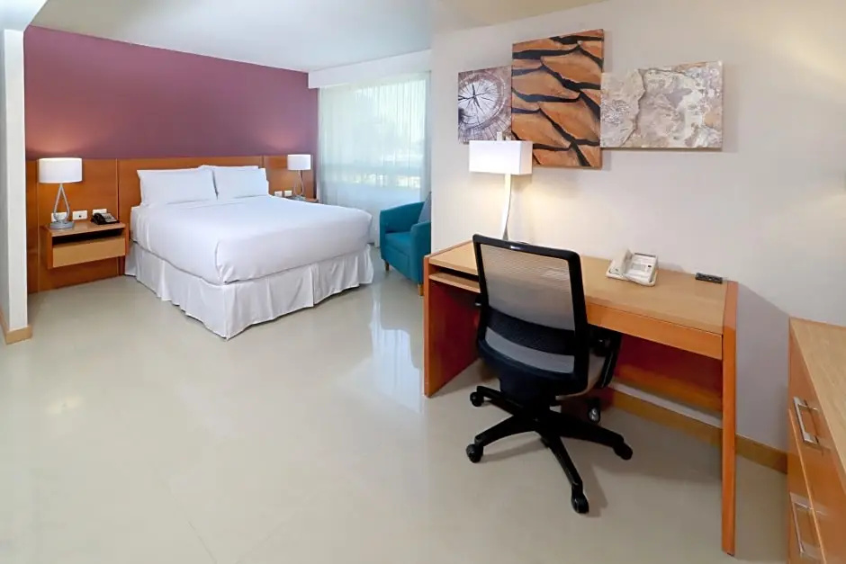 Staybridge Suites Guadalajara Expo by IHG - Chambres