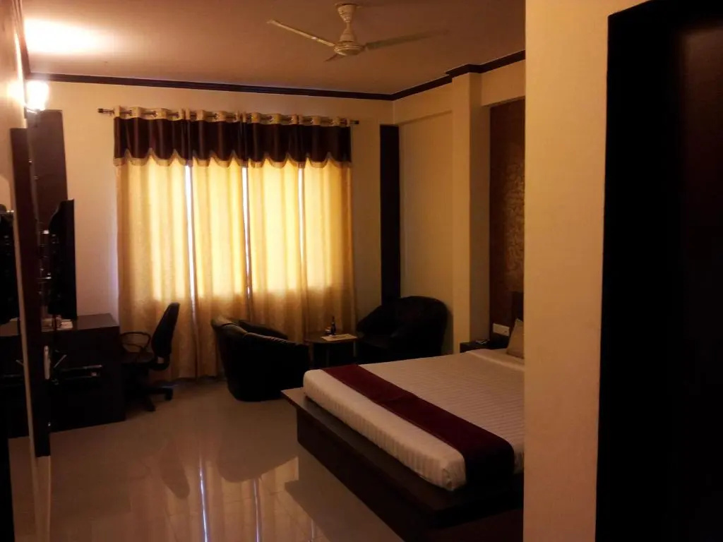 Hotel Savi Regency - Chambres