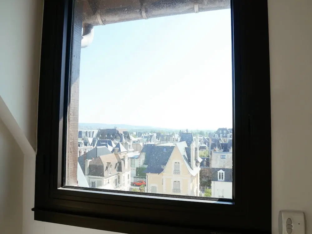 Afficher la photo 6 — Deauville - Ultra Centre Balcon Luxe Moderne
