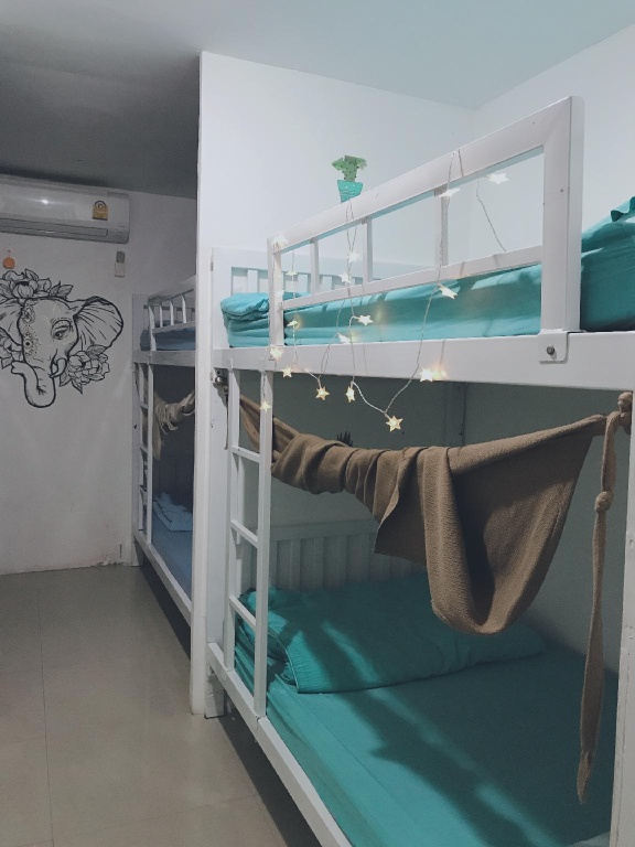 Standard Sextuple room
