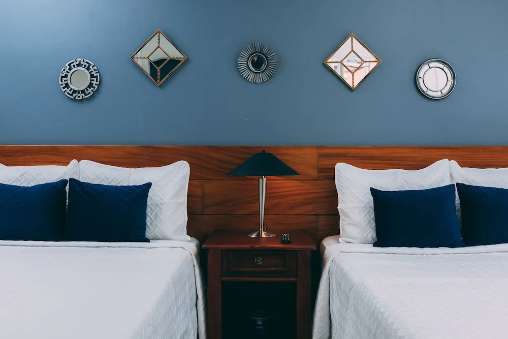 Liquidambar Hotel - фото 2