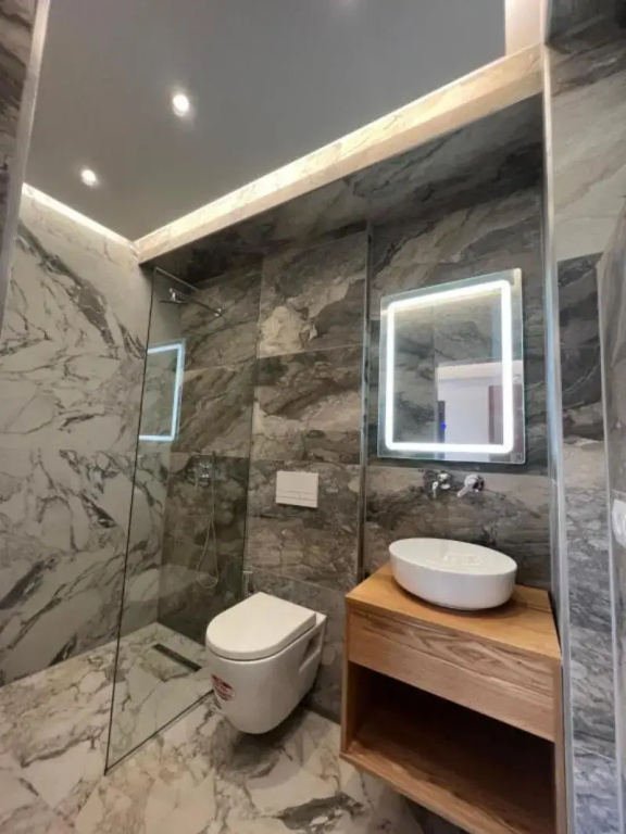 Standard Double room with balcony (full double bed)