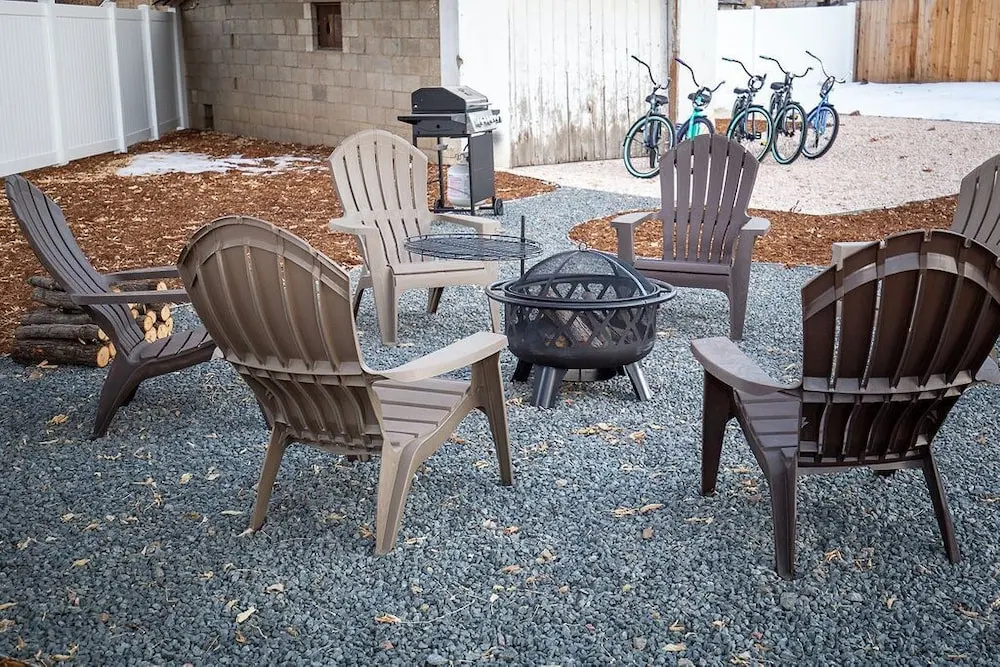 Cozy Carriage House, Walk to UNC, Free Bikes