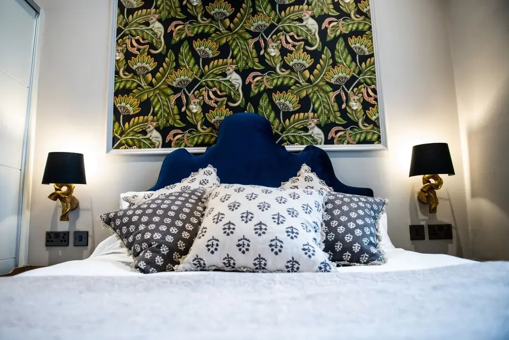 3 Bedrooms Apartment