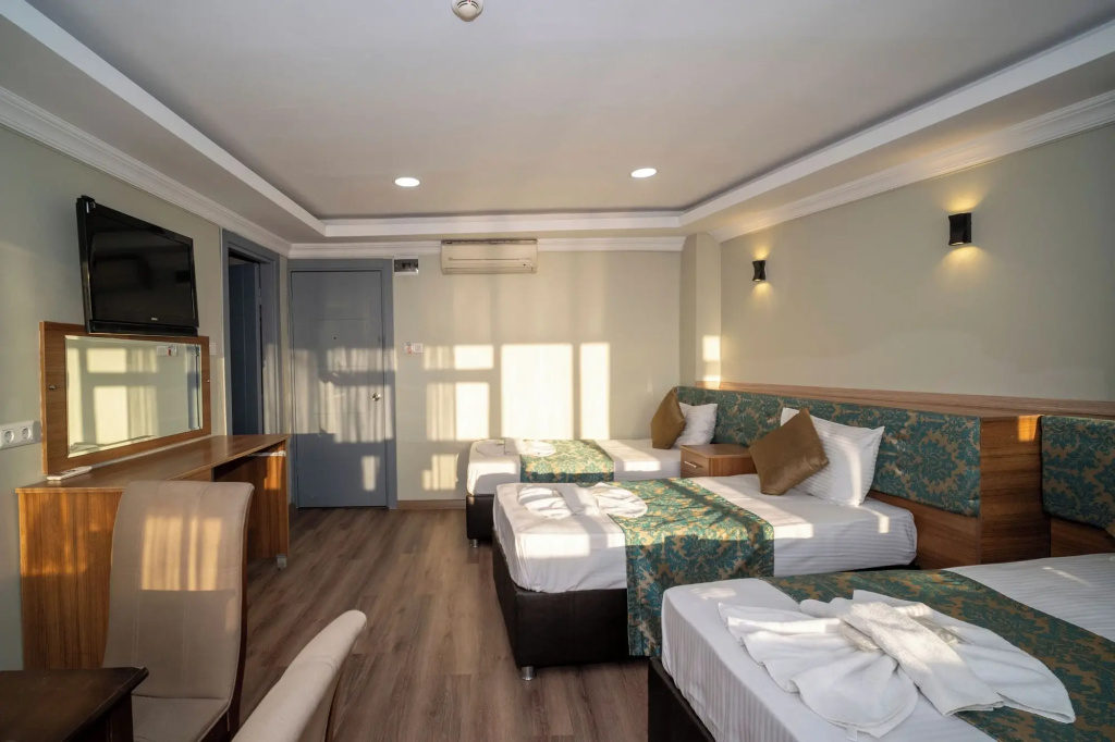 Hotel photo 8