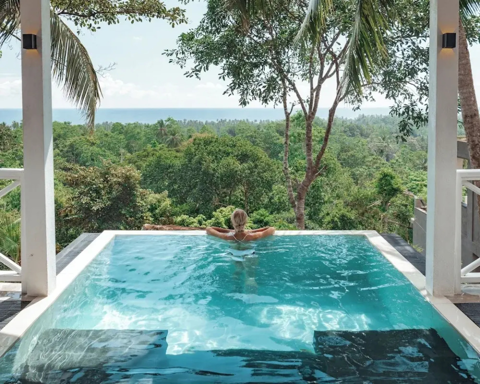 Suite with ocean view