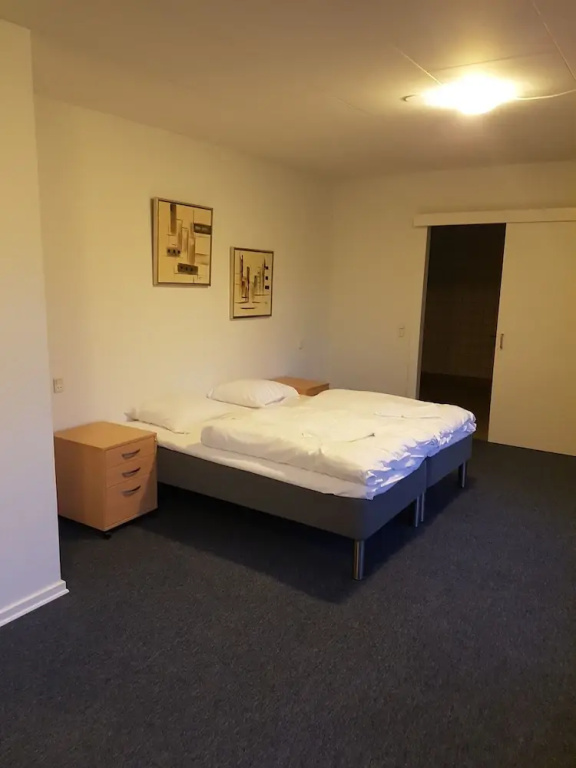 Economy Double room (full double bed)