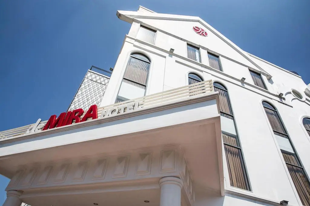 DeMira Hotel
