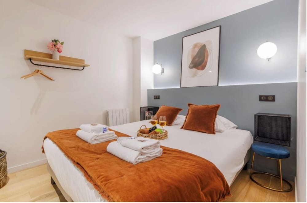 Voir la photo 1 — Residence Paris Pelee