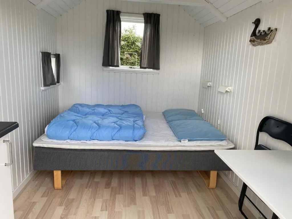 Economy Cottage