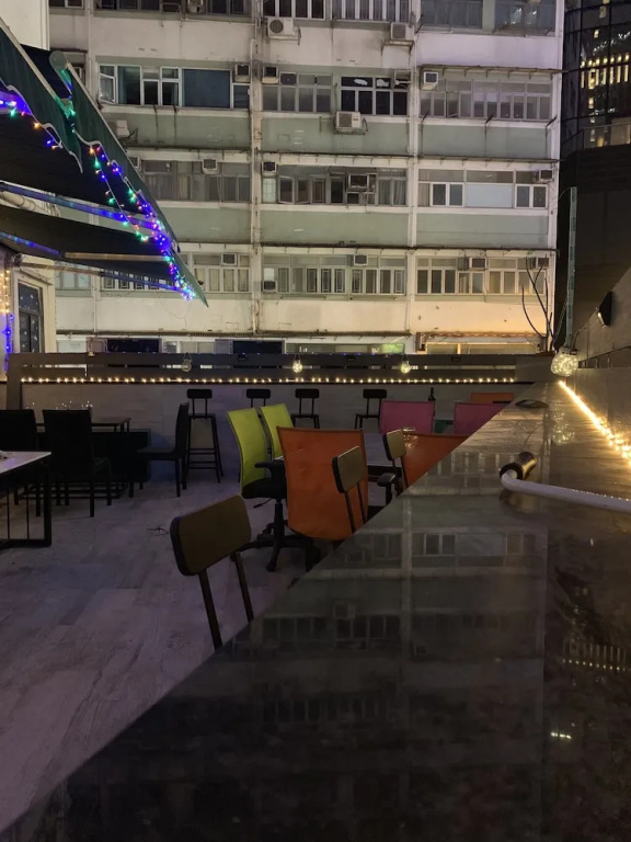 Sleep Cubee Hostel