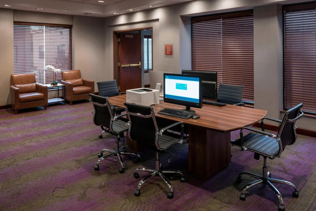 Four Points by Sheraton Boston Logan Airport Revere - Général