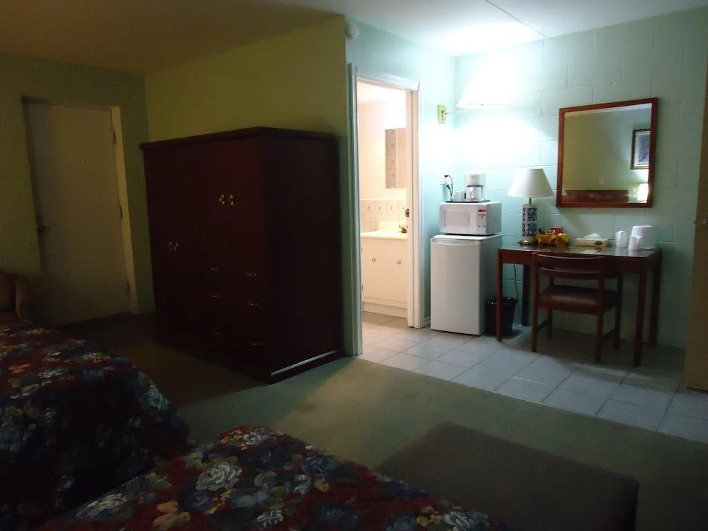 Sturgeon River Inn & Restaurant