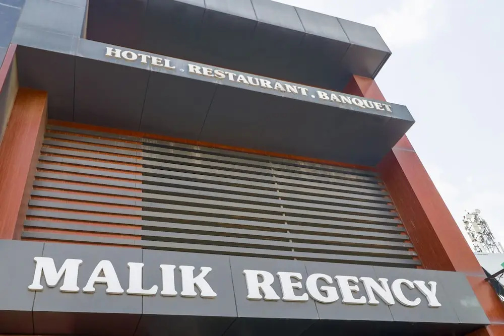 Oyo 46437 Malik Regency