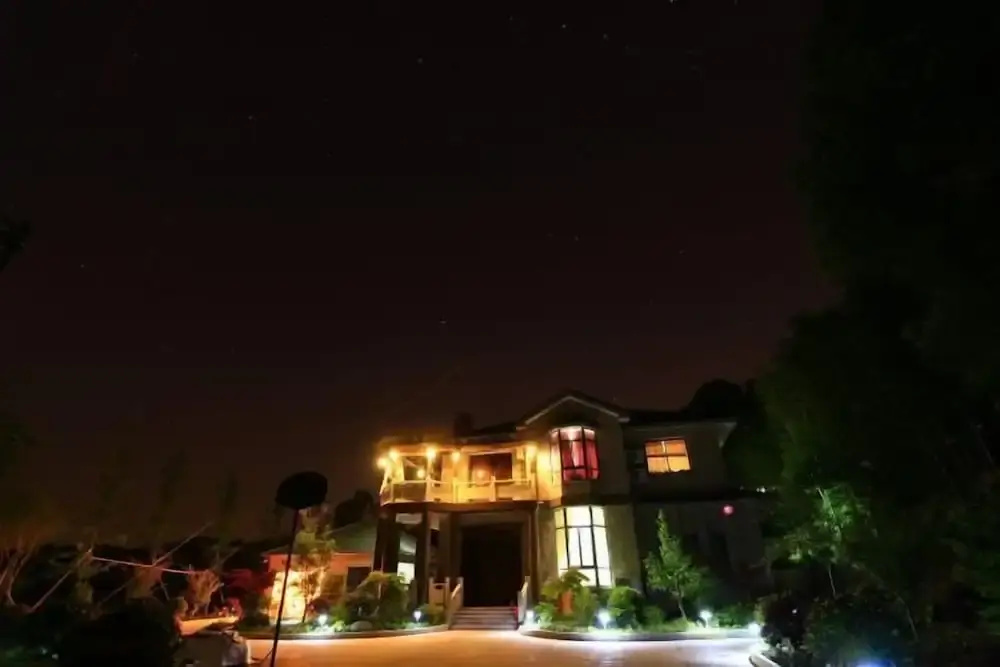 Mount Mogan Wild Extravagance (Boutique Homestay)