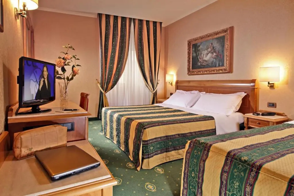 Hotel Colonna - Chambres